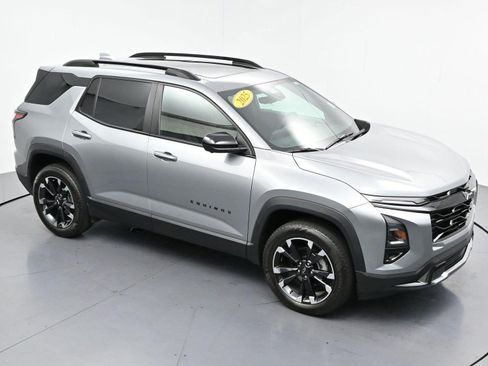 Used 2025 Chevrolet Equinox RS w/ Safety and Technology Package FWD image 40