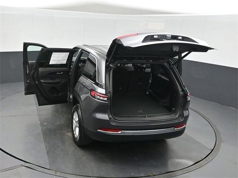 New 2025 Jeep Grand Cherokee Laredo X w/ Luxury Tech Group I image 51