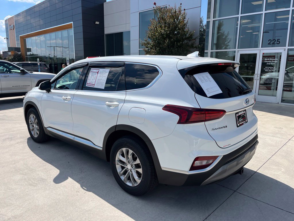 Used 2019 Hyundai Santa Fe SEL FWD image 17
