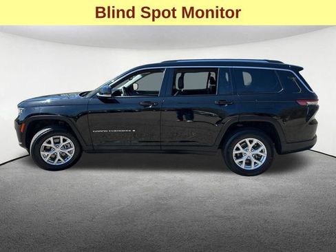 Used 2023 Jeep Grand Cherokee L Limited AWD/4WD image 6