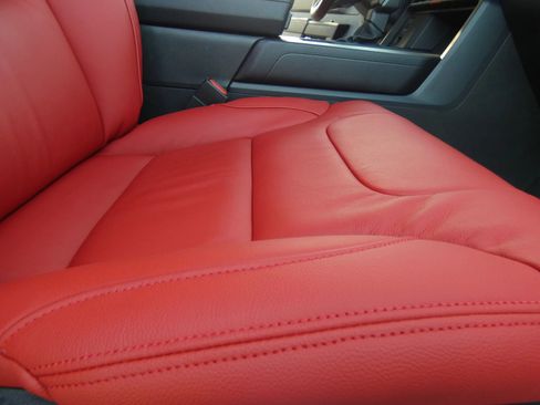 Used 2025 Toyota Tundra SR image 36