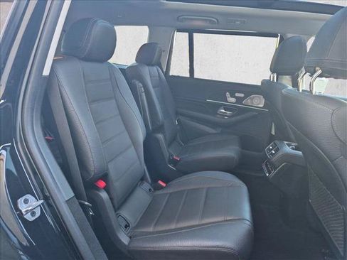 Used 2023 Mercedes-Benz GLS 580 4MATIC image 23
