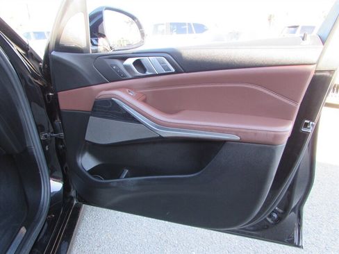 Used 2019 BMW X7 xDrive40i w/ Premium Package image 26