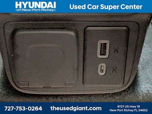 Used 2024 Buick Encore GX Avenir w/ Avenir Technology Package image 19