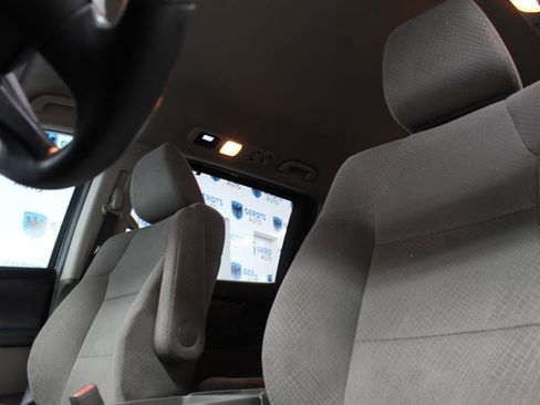Used 2015 Honda Odyssey EX image 8