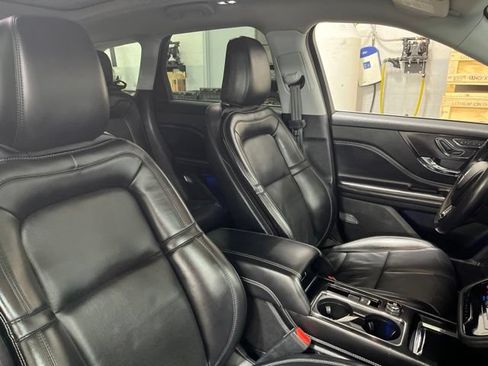 Certified 2022 Lincoln Corsair AWD w/ Premium Package image 49