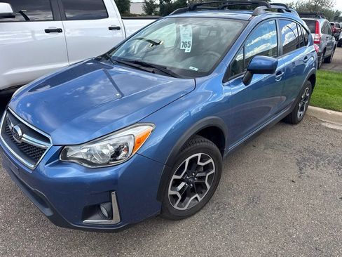 Used 2017 Subaru Crosstrek 2.0i Premium w/ Popular Package #2 AWD/4WD image 1