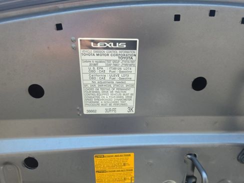 Used 2018 Lexus LX 570 4WD image 11