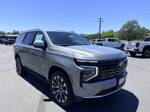 New 2026 Chevrolet Tahoe High Country AWD/4WD image 3