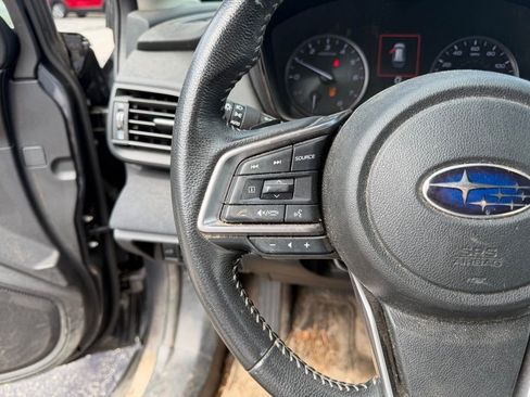 Used 2023 Subaru Outback Premium image 27