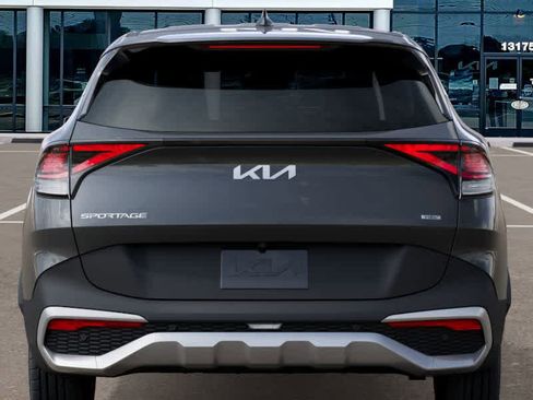 New 2025 Kia Sportage LX image 13