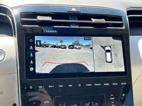 Certified 2024 Hyundai Tucson Limited image 28