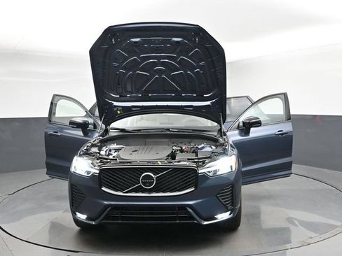 New 2026 Volvo XC60 B5 Ultra w/ Protection Package Premier AWD/4WD image 55