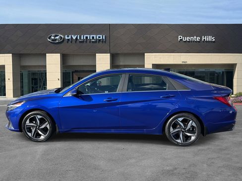 Certified 2023 Hyundai Elantra Limited image 3