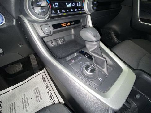 Used 2022 Toyota RAV4 XLE w/ Convenience Package AWD/4WD image 20