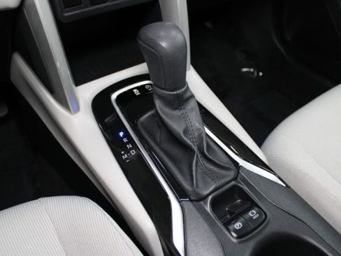 Used 2023 Toyota Corolla Cross L image 16