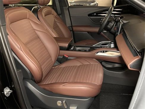 New 2026 Lincoln Nautilus Reserve image 10