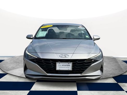 Certified 2023 Hyundai Elantra SEL w/ Convenience Package FWD image 2
