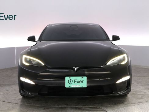 Used 2022 Tesla Model S image 12