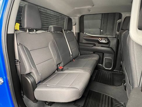 Used 2025 Chevrolet Silverado 1500 LT AWD/4WD image 28