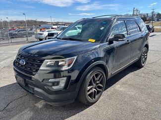 Used 2017 Ford Explorer Sport video 2