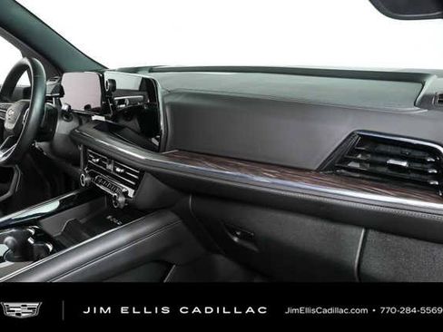 Used 2025 Chevrolet Tahoe LT RWD image 22