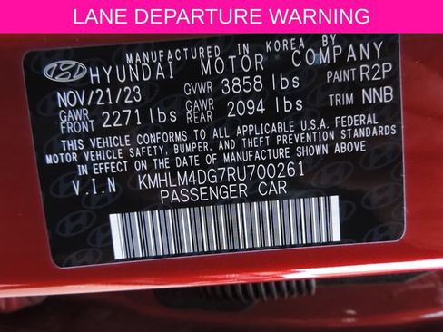 Used 2024 Hyundai Elantra SEL FWD image 13