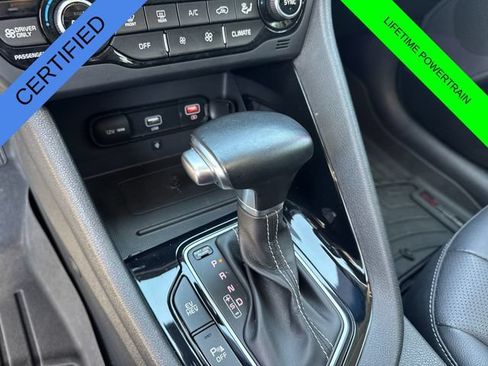 Used 2020 Kia Niro EX Premium FWD image 31