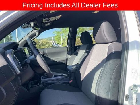 Used 2023 Toyota Tacoma 4x4 Double Cab image 20