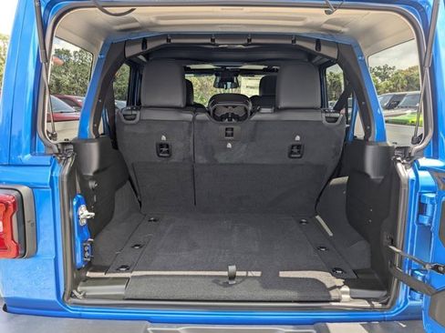 New 2025 Jeep Wrangler Unlimited Rubicon w/ XTREMEE 35" Tire Package image 11