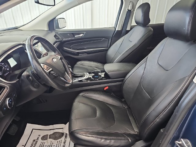 Used 2018 Ford Edge Titanium w/ Equipment Group 301A AWD/4WD image 39