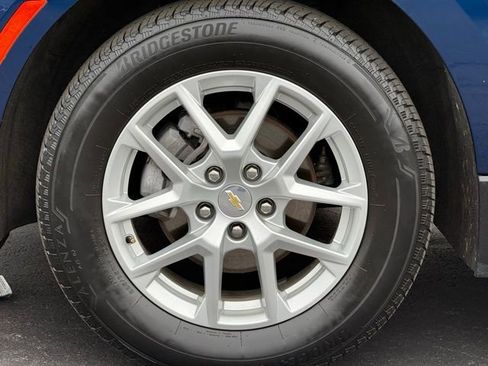 Used 2022 Chevrolet Equinox LT image 11