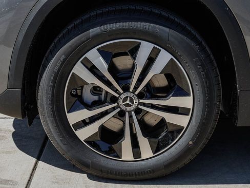 New 2026 Mercedes-Benz GLA 250 4MATIC image 9