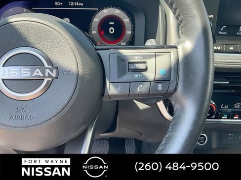 Used 2023 Nissan Rogue Platinum w/ Platinum Premium Package AWD/4WD image 25