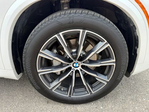 Used 2020 BMW X5 xDrive40i w/ M Sport Package AWD/4WD image 13