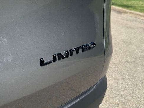 Certified 2025 Toyota Grand Highlander AWD image 51