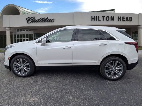 New 2026 Cadillac XT5 Premium Luxury w/ Driver Assist Package FWD image 3