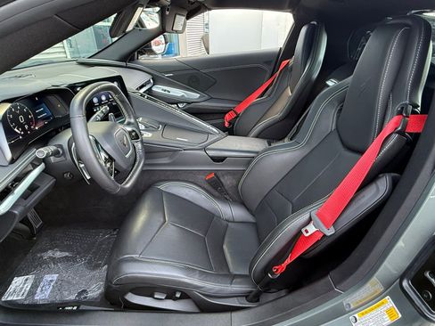 Used 2022 Chevrolet Corvette Stingray image 15