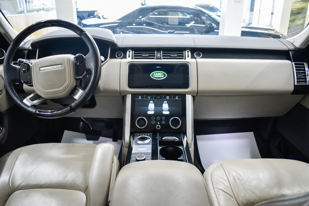 Used 2018 Land Rover Range Rover HSE AWD/4WD image 22