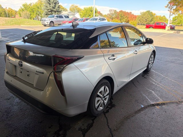 Used 2016 Toyota Prius Four w/ Advanced Technology Package FWD image 5