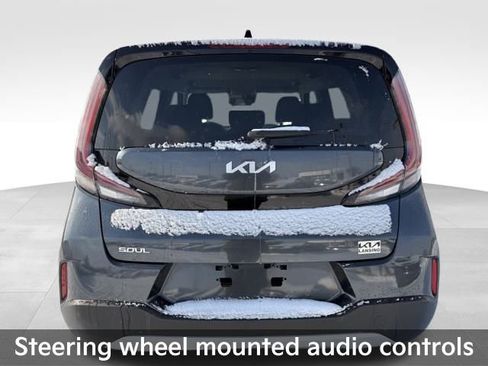 Used 2023 Kia Soul LX w/ Option Group 015 image 7