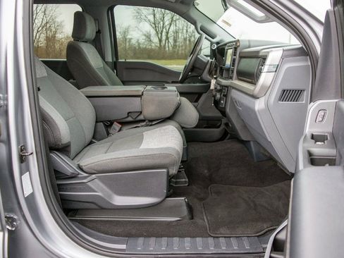 Used 2024 Ford F350 XLT image 32