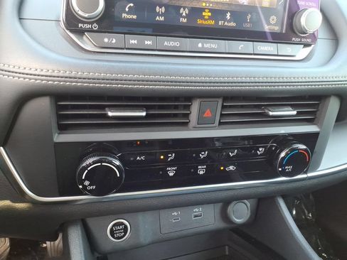 Certified 2023 Nissan Rogue S FWD image 15
