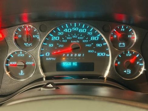 Certified 2025 GMC Savana 2500 w/ Driver Convenience Package RWD image 9