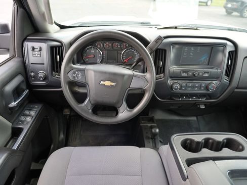 Used 2018 Chevrolet Silverado 3500 W/T AWD/4WD image 24
