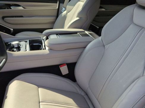 New 2026 Jeep Grand Wagoneer 4WD w/ Premium Group I image 29