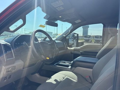 Used 2020 Ford F150 XLT w/ Equipment Group 302A Luxury AWD/4WD image 9