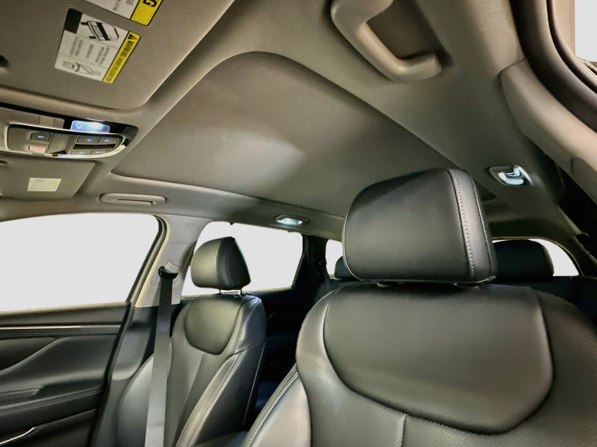 Used 2023 Hyundai Santa Fe SEL w/ Premium Package AWD/4WD image 27