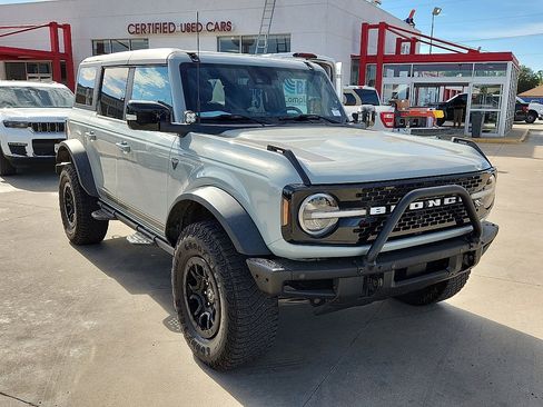 Used 2021 Ford Bronco First Edition image 4