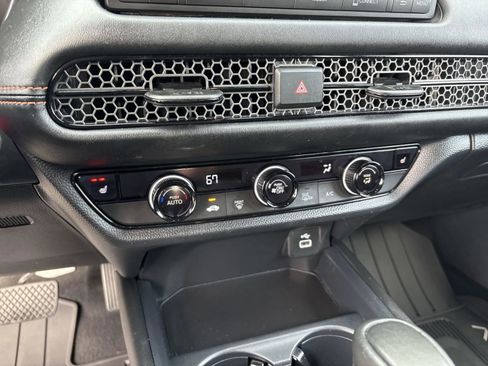 Certified 2023 Honda HR-V Sport image 24